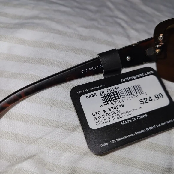 FOSTER GRANT Polorized Max Block 100% UVA UVB Sunglasses New - Picture 3 of 6